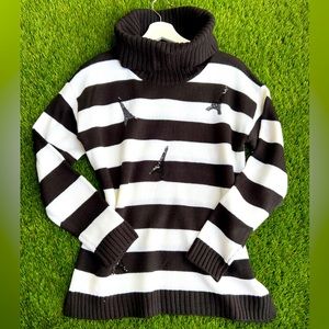 NWT! Karl Lagerfeld Paris Sequin Eiffel Tower Blk/Wt Cowl Neck Sweater